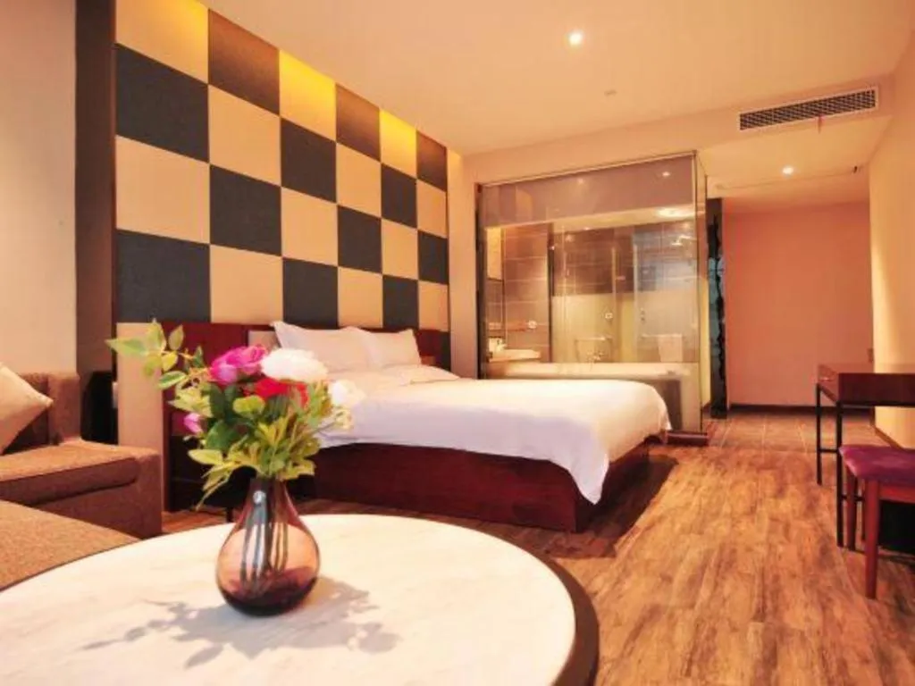 Bed in Hangzhou Berman Hotel