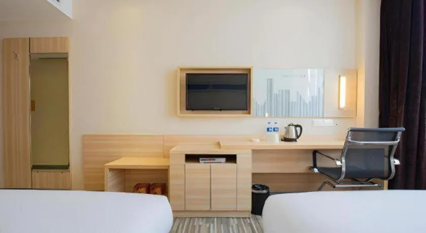 Bed in City Comfort Inn Changsha Tangshuili Fuyou