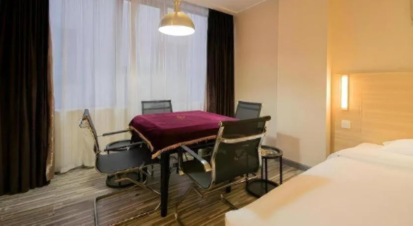 Bed in City Comfort Inn Changsha Tangshuili Fuyou