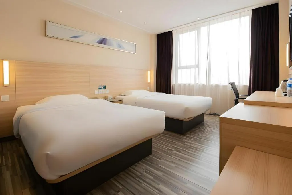 Bed in City Comfort Inn Changsha Tangshuili Fuyou