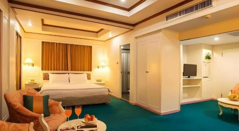 Bed in Wangtai Hotel