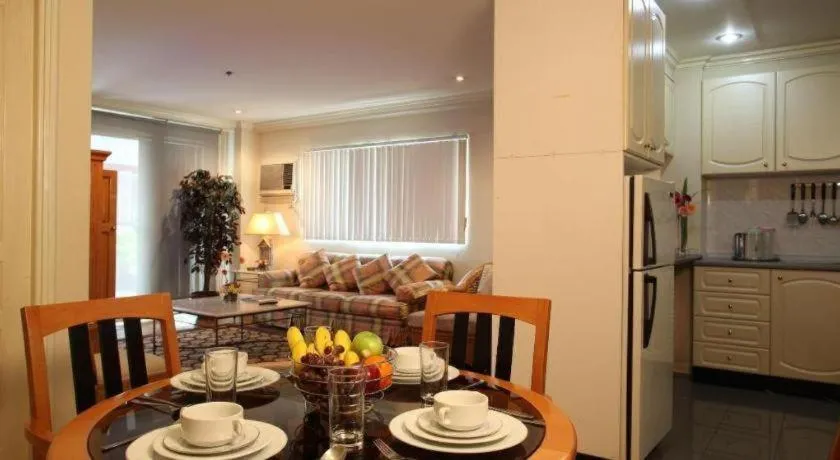 Amorsolo Mansion Hotel