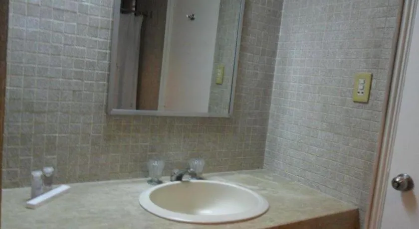 Amorsolo Mansion Hotel