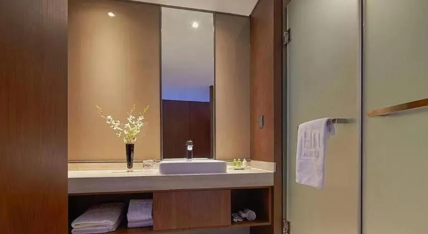 NH Shijiazhuang Financial Center