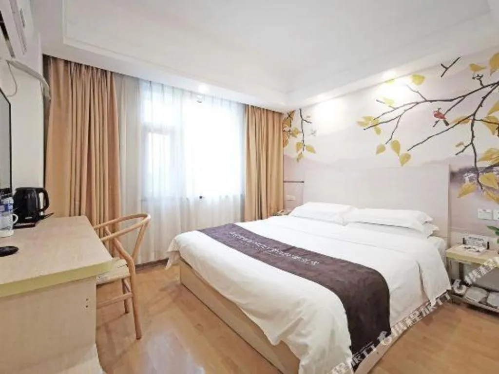 Bed in Anyi 158 Hotel Fuqin