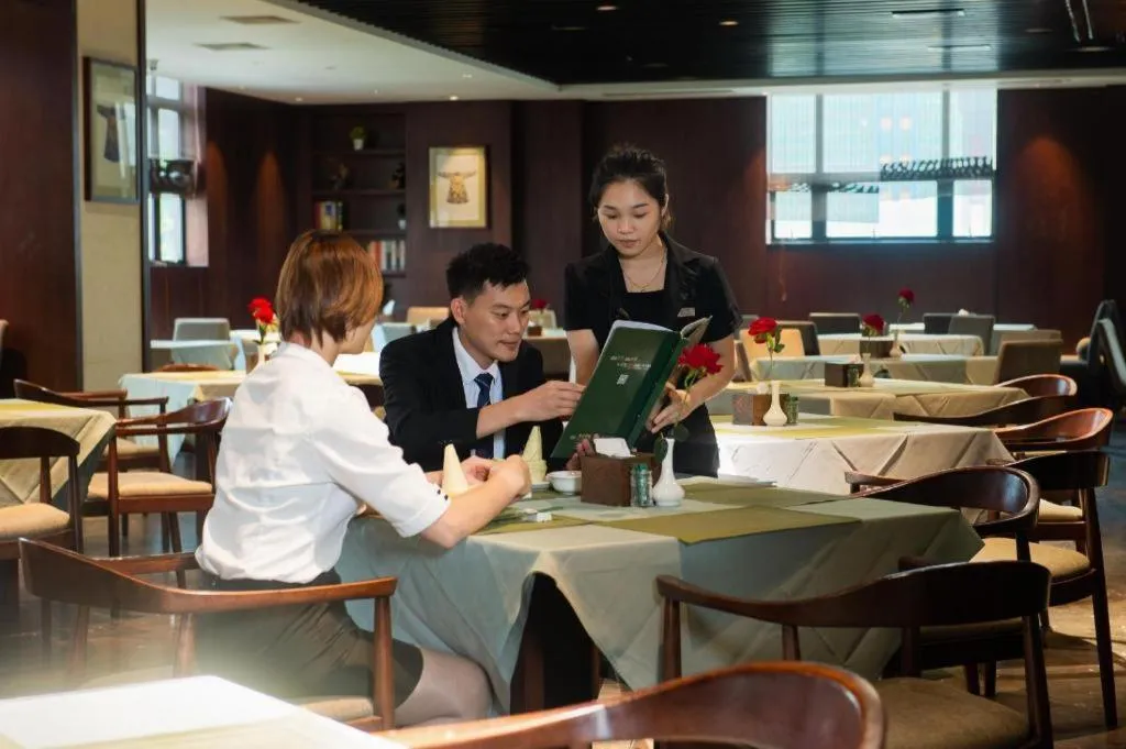 Rezen Hotel Pasonda Junyu