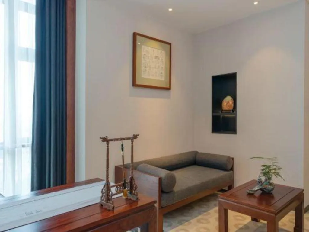 Rezen Hotel Pasonda Junyu