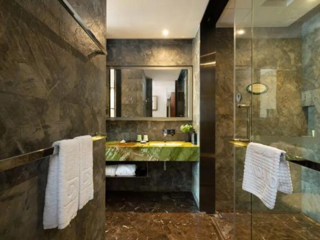 Rezen Hotel Pasonda Junyu