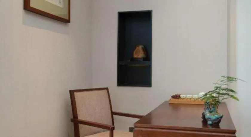 Rezen Hotel Pasonda Junyu