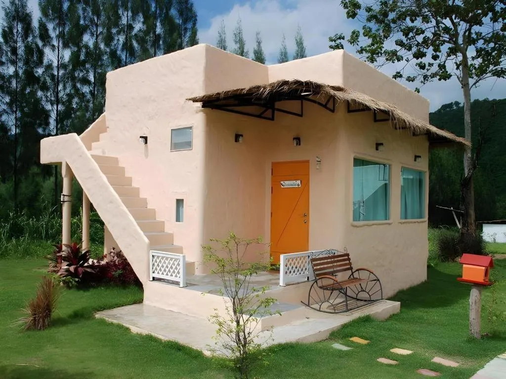 Rak Na Suan Pueng Resort