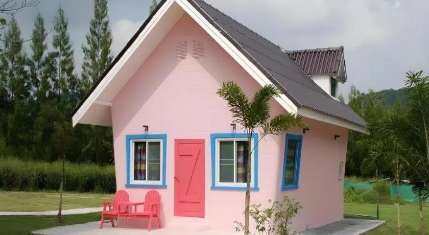 Rak Na Suan Pueng Resort