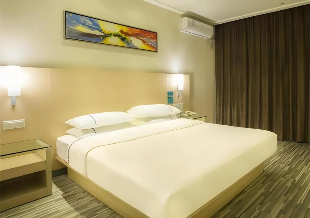 Bed in City Comfort Inn Baise Uprising Memorial Park Laiyu