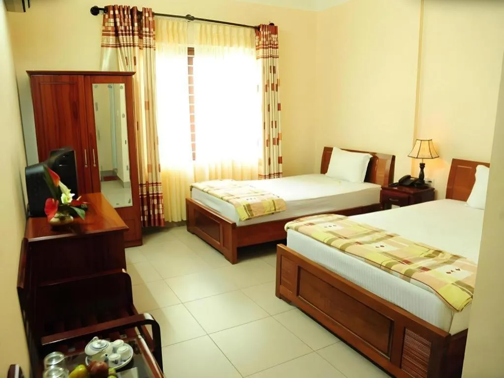 Bed in Hong Thang Hotel