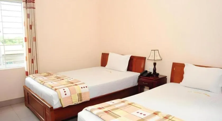 Bed in Hong Thang Hotel