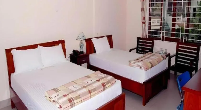 Bed in Hong Thang Hotel