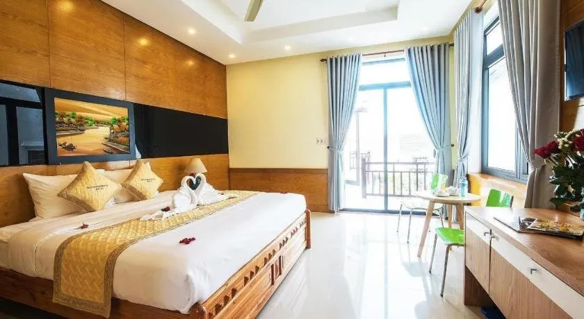 Bed in Bien Dao Homestay Hoi An