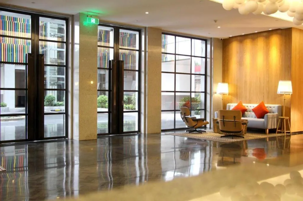 Starry Hotel