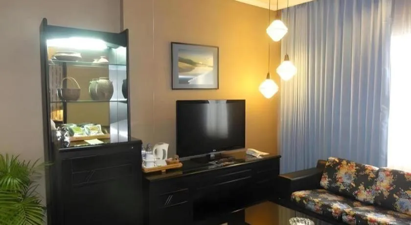 Regent's Park Hotel at Kayutangan Malang