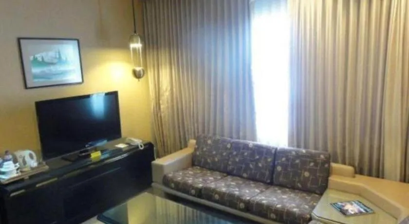 Regent's Park Hotel at Kayutangan Malang