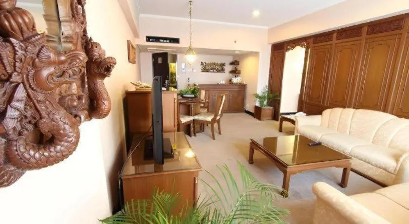 Regent's Park Hotel at Kayutangan Malang