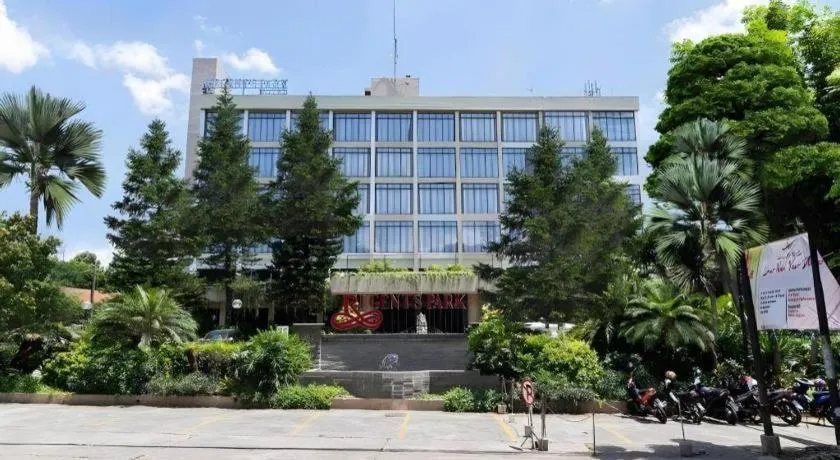 Regent's Park Hotel at Kayutangan Malang