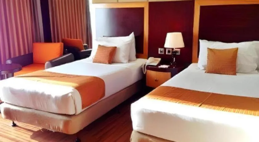 Bed in Regent's Park Hotel at Kayutangan Malang