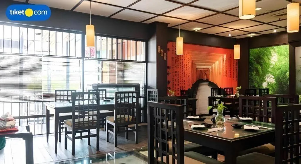 Regent's Park Hotel at Kayutangan Malang