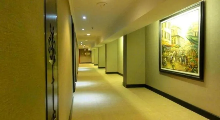 Regent's Park Hotel at Kayutangan Malang