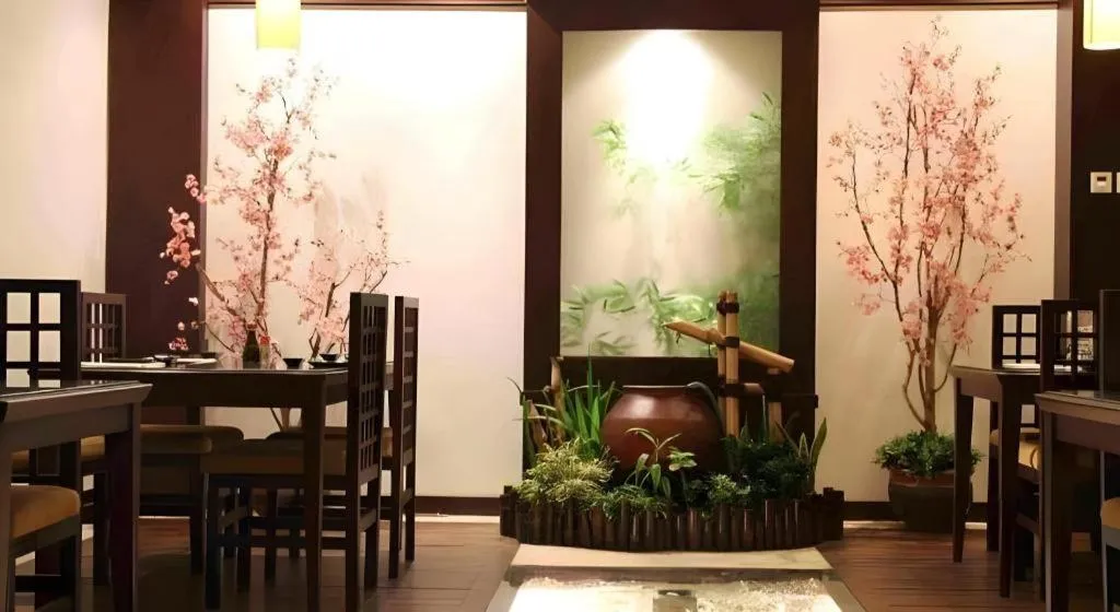 Regent's Park Hotel at Kayutangan Malang