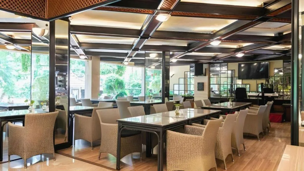 Regent's Park Hotel at Kayutangan Malang