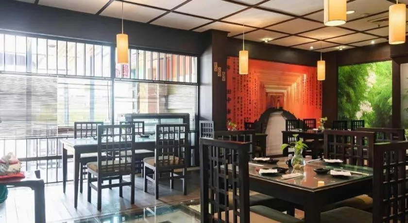 Regent's Park Hotel at Kayutangan Malang