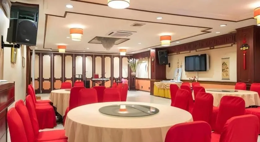 Regent's Park Hotel at Kayutangan Malang