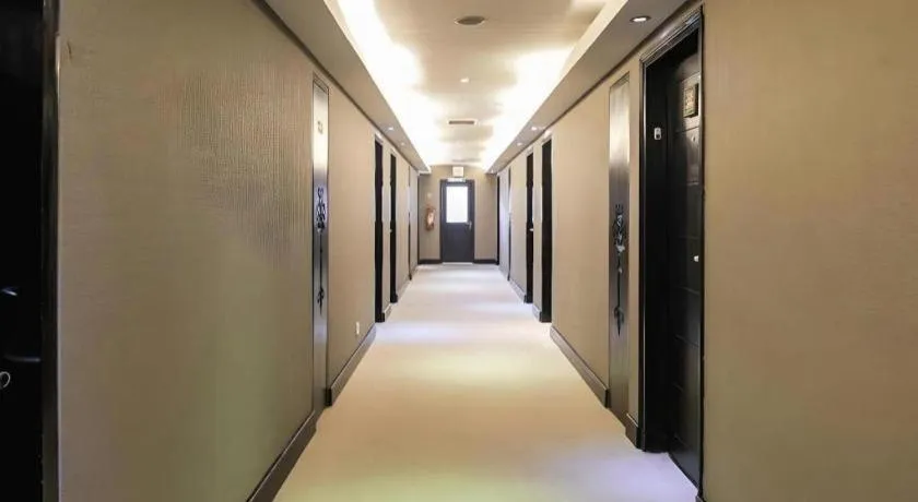 Regent's Park Hotel at Kayutangan Malang