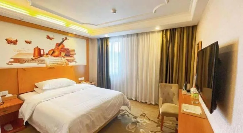 Bed in Out Sky Hotel