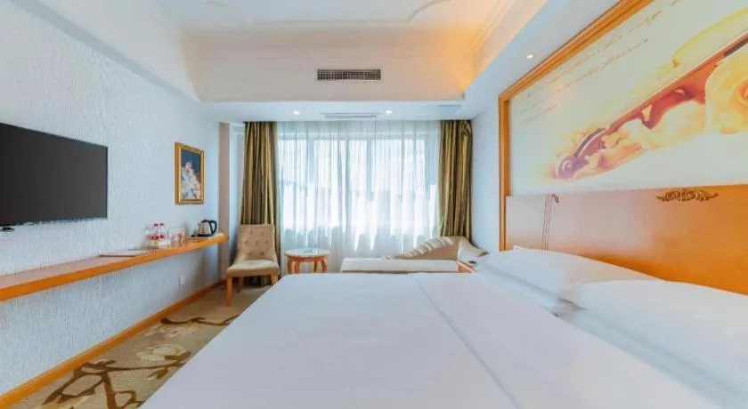 Bed in Out Sky Hotel