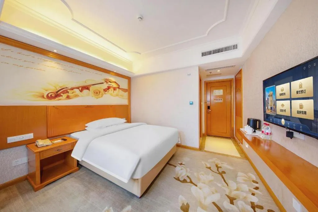 Bed in Out Sky Hotel