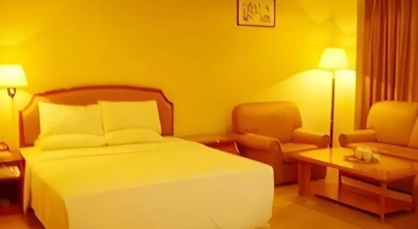 Bed in Out Sky Hotel