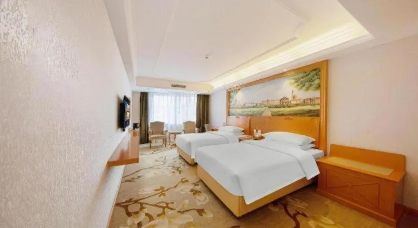 Bed in Out Sky Hotel