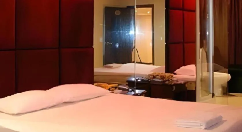 Bed in Out Sky Hotel