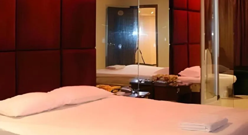 Bed in Out Sky Hotel