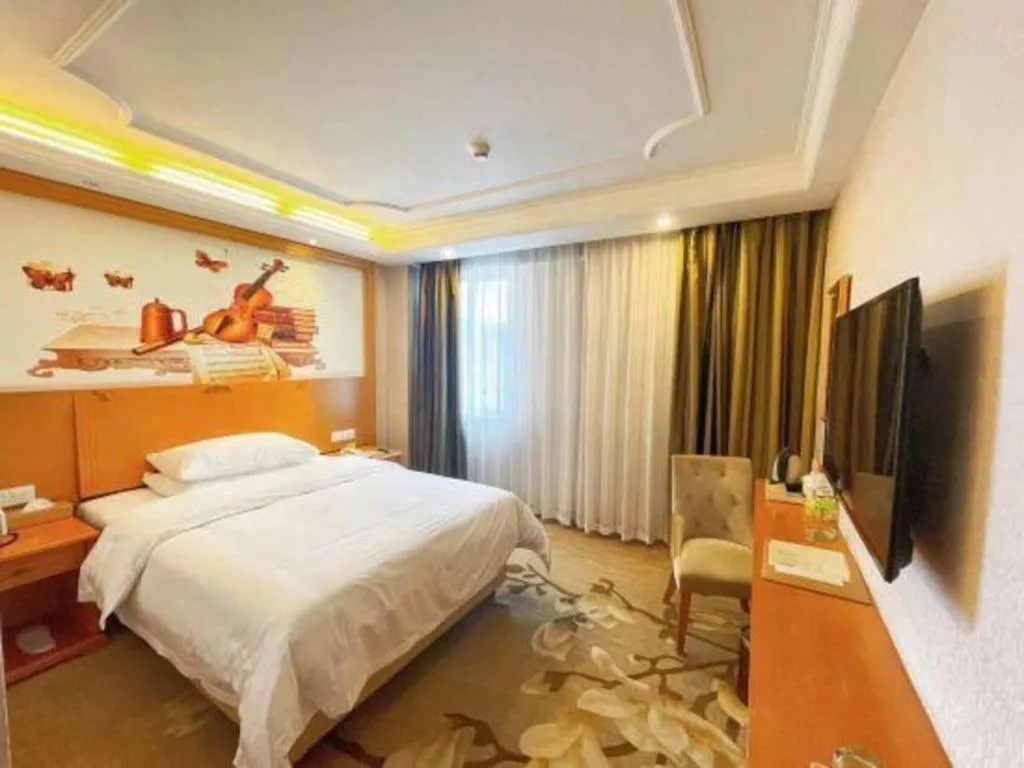 Bed in Out Sky Hotel