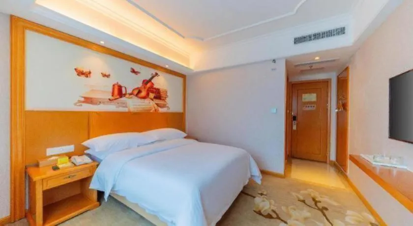 Bed in Out Sky Hotel