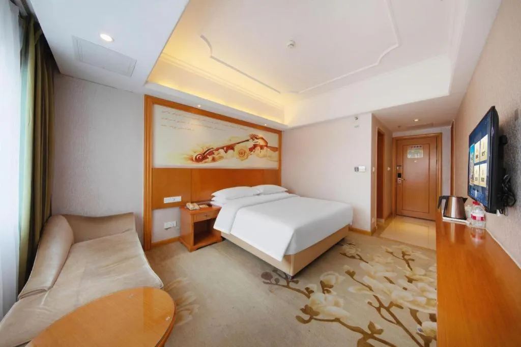 Bed in Out Sky Hotel