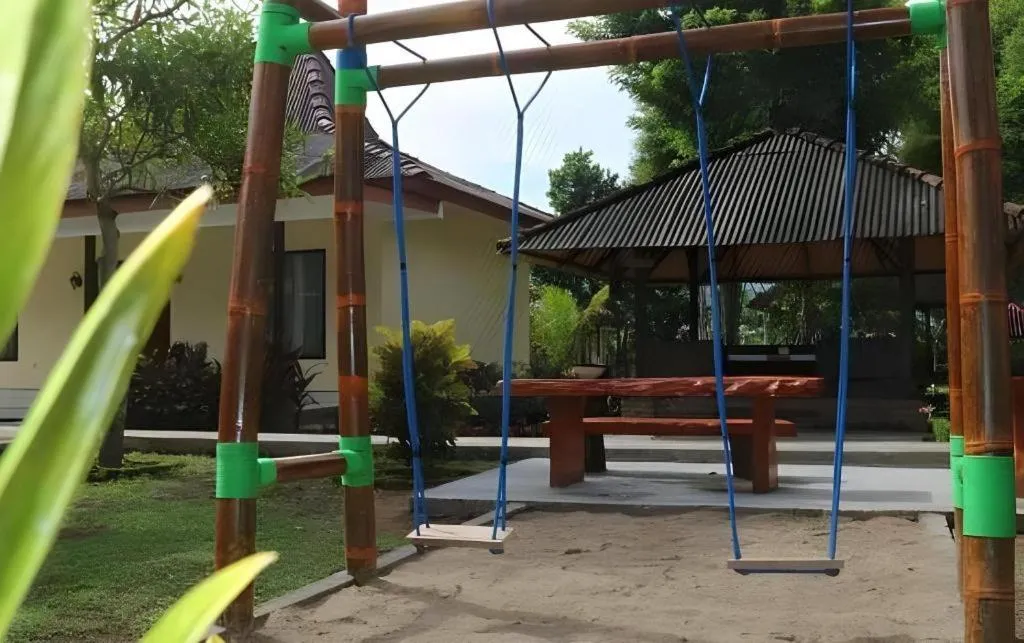 Parai Beach Resort Telengria