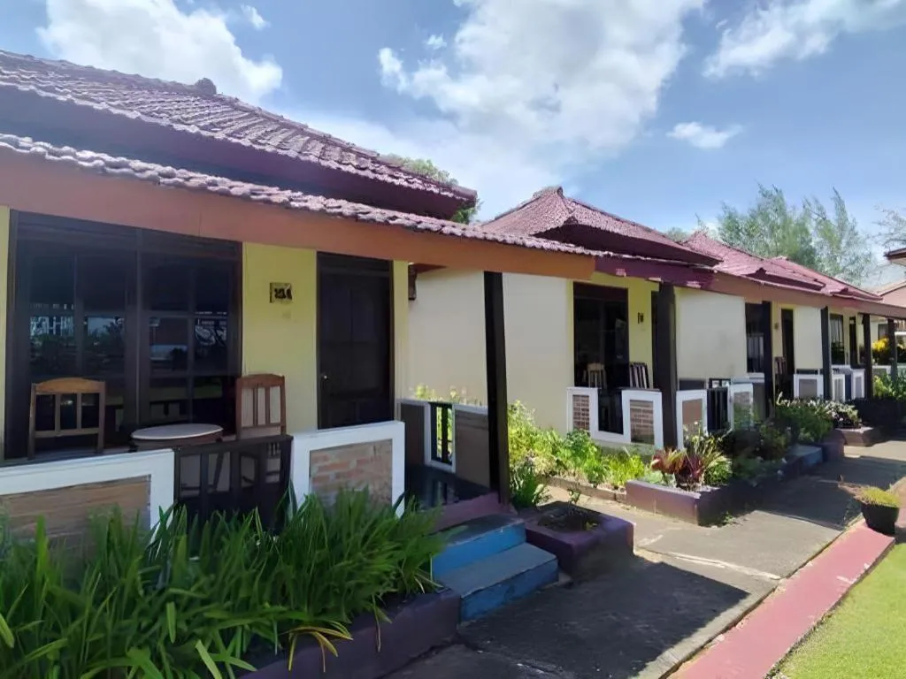 Parai Beach Resort Telengria