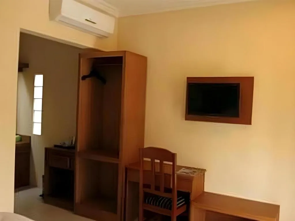 Parai Beach Resort Telengria