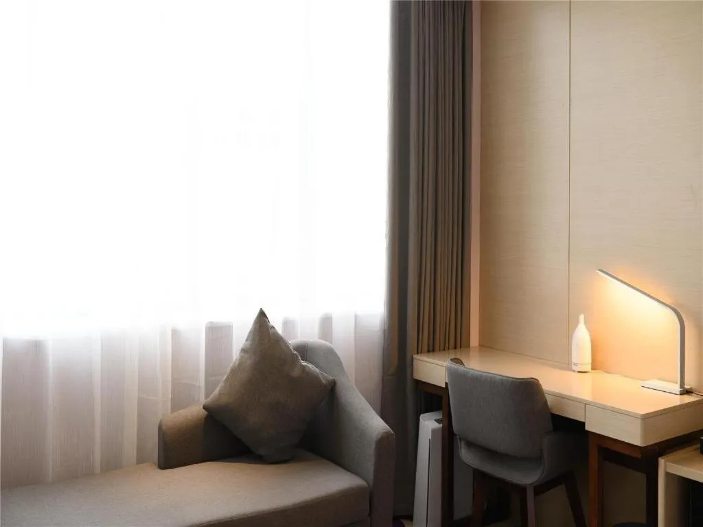 Lavande Hotel Deyang Guanghan