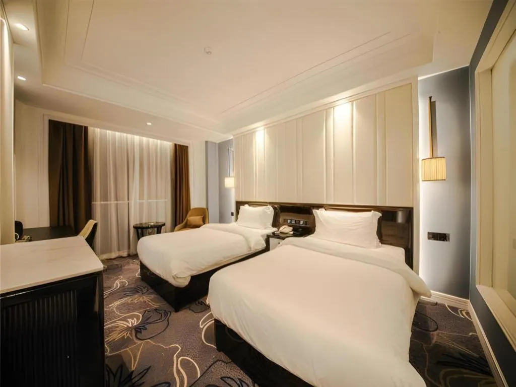 Bed in Jinjiang Metropolo Hotel Nanjing Confucius Temple Branch