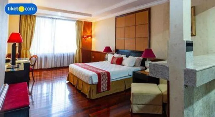 Bed in Gran Senyiur Hotel