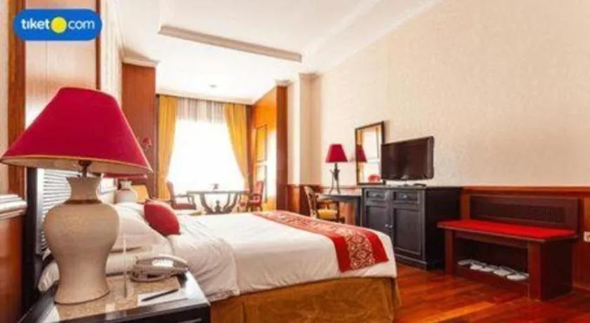 Bed in Gran Senyiur Hotel